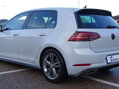 Volkswagen Golf 1.6 TDI 115 CV 5p.R-Line BlueMotion Technology Blu/Azzurro usata Colognola ai Colli