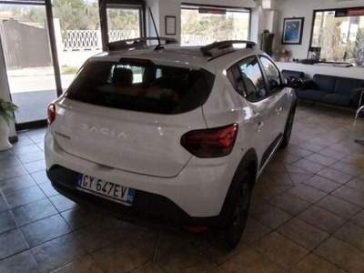 Dacia Sandero Stepway  EXPRESSION  Tce  1.0  Eco-g 100cv 6 marce Bianco usata Ragusa