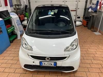 Smart ForTwo 800 40 kW coupé passion cdi Bianco usata Melegnano