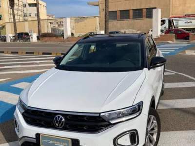 Volkswagen T-Roc 1.0 tsi Life Bianco usata Cagliari