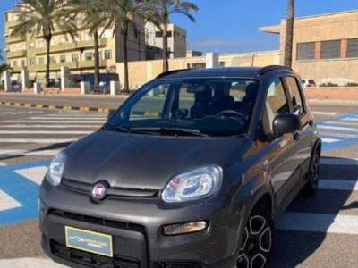 Fiat Panda 1.0 firefly hybrid City Life s&s 70cv 5p.ti usata Cagliari