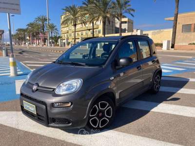 Fiat Panda 1.0 firefly hybrid City Life s&s 70cv 5p.ti usata Cagliari