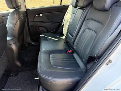 Kia Sportage Sportage 1.7 CRDI VGT 2WD hight tech Bianco usata Rivalta di Torino