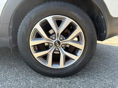Kia Sportage Sportage 1.7 CRDI VGT 2WD hight tech Bianco usata Rivalta di Torino