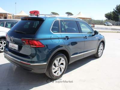Volkswagen Tiguan 2.0 TDI 150 CV SCR DSG 4MOTION Elegance Blu/Azzurro usata TROIA