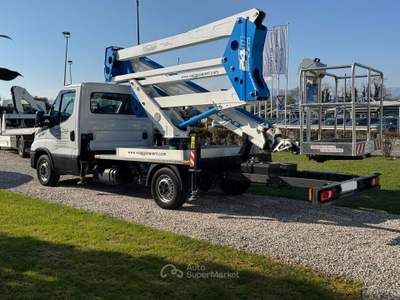 Iveco Daily Daily 35s14h 2.3 Hpt Pl Cabinato Bianco usata Cassola