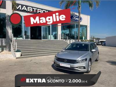 Volkswagen Passat 2.0 TDI SCR EVO DSG Business BMT Argento usata Lucugnano