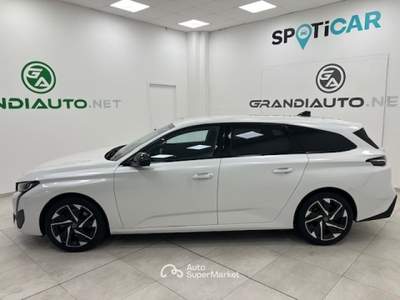 Peugeot 308 III -  SW 1.2 puretech t Allure Pack s&s 130cv Bianco usata Novi Ligure