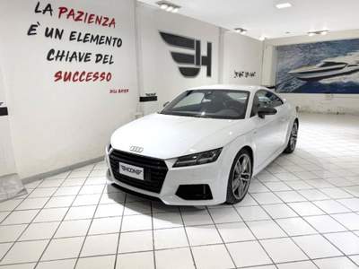 Audi TT 2.0 tfsi S line Bianco usata Viterbo