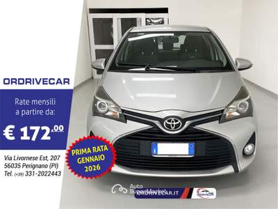 Toyota Yaris Yaris 5p 1.0 Active Argento usata Perignano