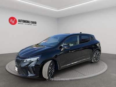Renault Clio TCe 90 CV 5 porte Techno Nero usata Maniago