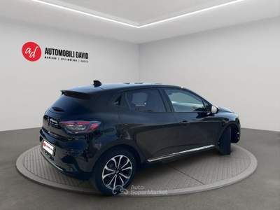 Renault Clio TCe 90 CV 5 porte Techno Nero usata Maniago
