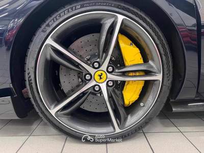 Ferrari 296 GTS |AFS|LIFT|CARPLAY|LED Blu/Azzurro usata Calvatone