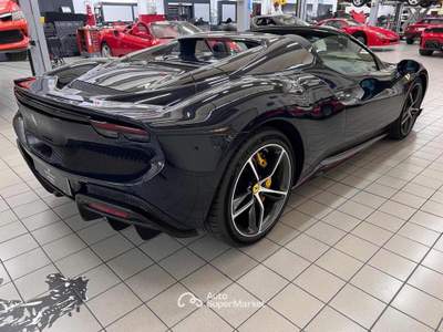 Ferrari 296 GTS |AFS|LIFT|CARPLAY|LED Blu/Azzurro usata Calvatone