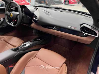 Ferrari 296 GTS |AFS|LIFT|CARPLAY|LED Blu/Azzurro usata Calvatone