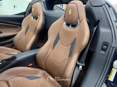 Ferrari 296 GTS |AFS|LIFT|CARPLAY|LED Blu/Azzurro usata Calvatone