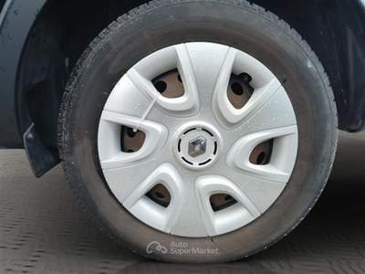Renault Captur 0.9 tce Life (wave) 90cv E6 Grigio usata Civitanova Marche