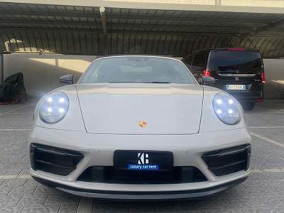 Porsche 911 GTS 4 CABRIO NOLEGGIO LUNGO TERMINE LEASING FINANZIAMENTO Grigio usata Milano
