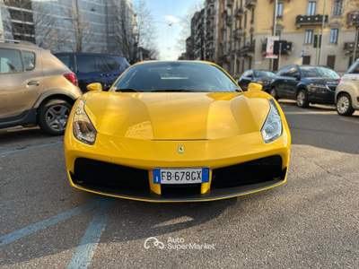 Ferrari 488 NOLEGGIO LUNGO TERMINE LEASING FINANZIAMENTO Giallo usata Milano