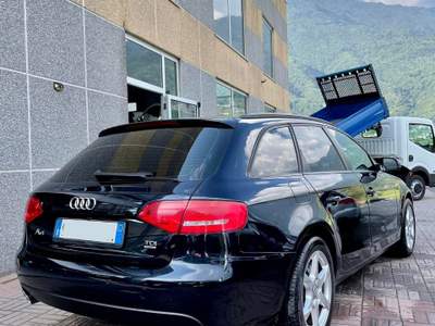 Audi A4 QUATTRO AVANT, TETTO APRIBILE Blu/Azzurro usata Ardenno