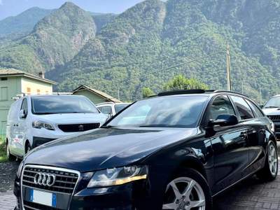 Audi A4 QUATTRO AVANT, TETTO APRIBILE Blu/Azzurro usata Ardenno
