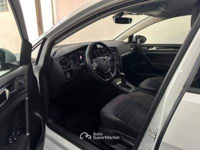 Volkswagen Golf 1.6 tdi Executive 115cv Dsg Bianco usata Villaricca