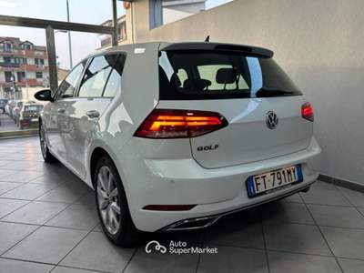Volkswagen Golf 1.6 tdi Executive 115cv Dsg Bianco usata Villaricca