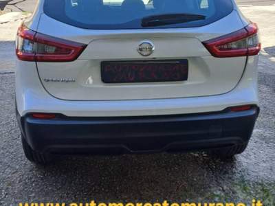 Nissan Qashqai nissan Quashquai 1.5DCI BUSINESS 115CV DCT Euro6  Bianco usata Buccino