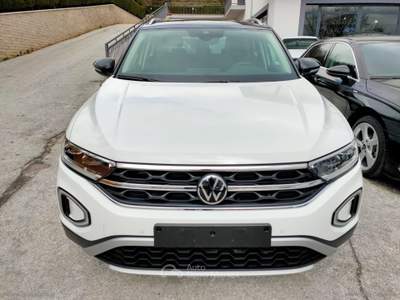 Volkswagen T-Roc T-Roc 1.5 TSI ACT Style Bianco usata Agnone