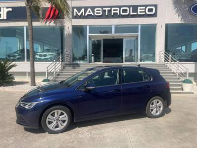 Volkswagen Golf 2.0 TDI 150CV DSG SCR Life Blu/Azzurro usata Lucugnano
