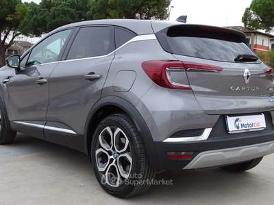 Renault Captur Plug-in Hybrid E-Tech 160 CV Intens Grigio usata Colognola ai Colli