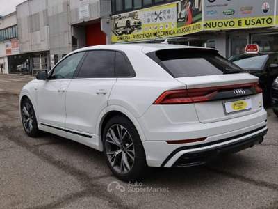 Audi Q8 45 TDI quattro tiptronic S-Line Bianco usata Besozzo