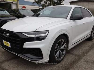 Audi Q8 45 TDI quattro tiptronic S-Line Bianco usata Besozzo