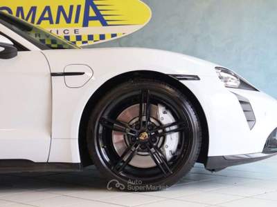 Porsche Taycan GTS Sport Turismo VENDITA / NOLEGGIO A BREVE E LUN Bianco usata Besozzo