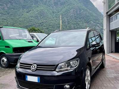 Volkswagen Touran CAMBIO DSG! Nero usata Ardenno