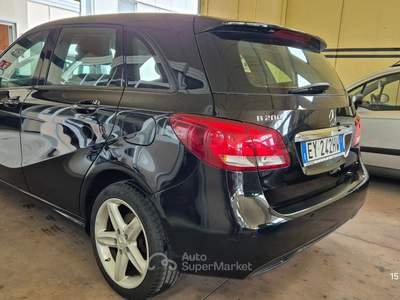 Mercedes-Benz Classe B Cambio automatico Nero usata MASSA E COZZILE