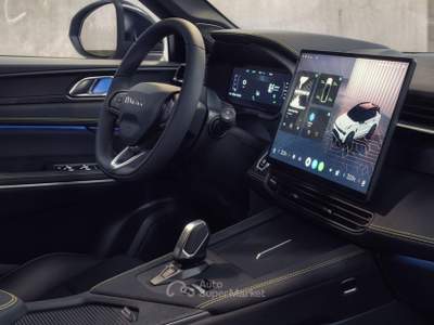 Lynk & Co 01 1.5 TD PHEV MORE AUTOMATICA Bianco usata Firenze