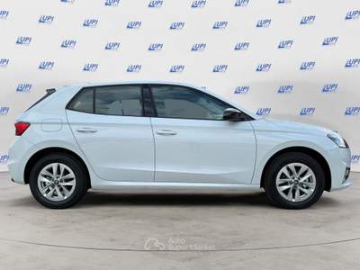 Skoda Fabia 1.0 mpi evo Young Edition 80cv Bianco usata Pistoia