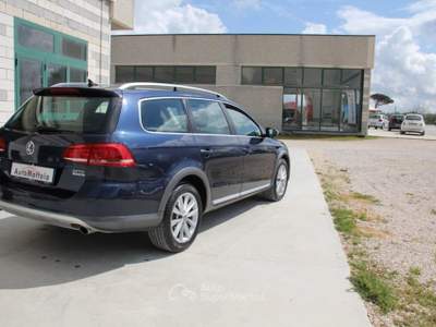 Volkswagen Passat Bs Alltrack 2.0 TDI DSG 4motion BlueMotion Tech. Blu/Azzurro usata TROIA