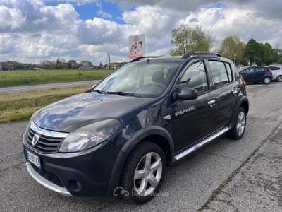 Dacia Sandero NEOPATENTATI Nero usata Verdello