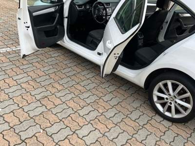 Skoda Octavia   Bianco usata Torino