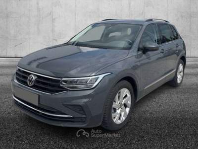 Volkswagen Tiguan 2.0 TDI 150 CV SCR DSG 4MOTION Life Grigio usata Pieve di Cento