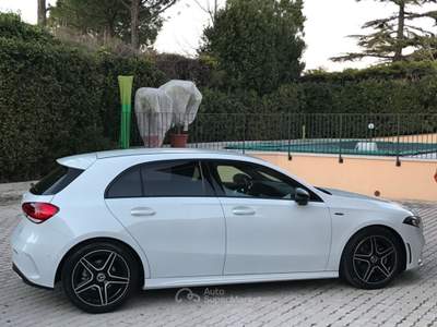 Mercedes-Benz Classe A PREMIUM AMG LINE NIGHT EDITION Bianco usata Montegranaro