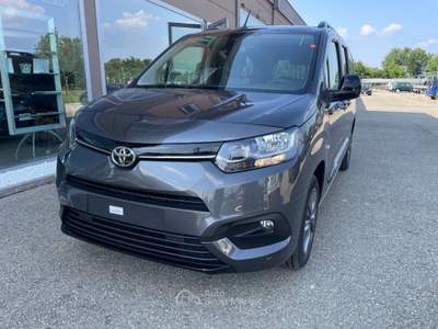 Toyota Proace Electric 50kWh L1 Short D Executive Grigio usata Scandiano