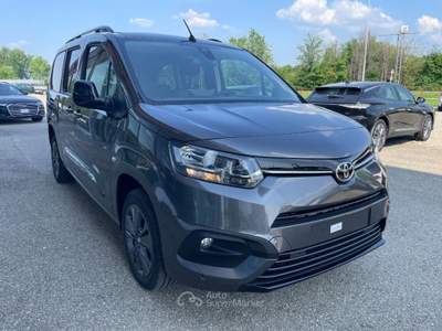 Toyota Proace Electric 50kWh L1 Short D Executive Grigio usata Scandiano