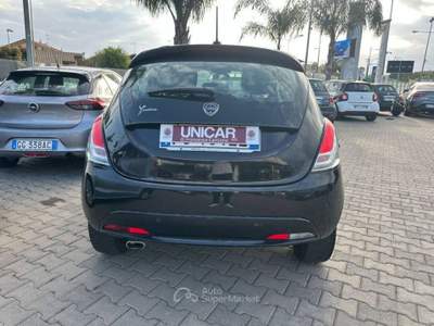 Lancia Ypsilon 1.2 Platinum ecochic Gpl 69cv my16 usata Aci Sant'Antonio