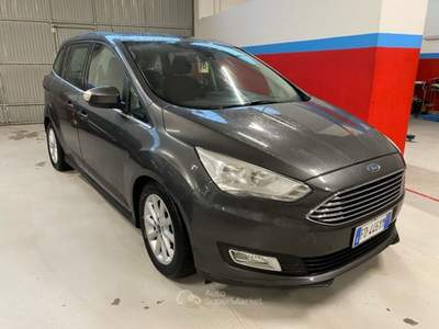 Ford C-Max vendesi ford c-max7 1.5 tdci titanium 120c Grigio usata Bagnolo in Piano