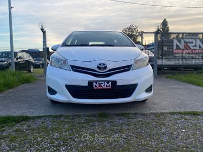 Toyota Yaris MOTORE NUOVO (60 MILA KM ATTUALI) Bianco usata Ferrara