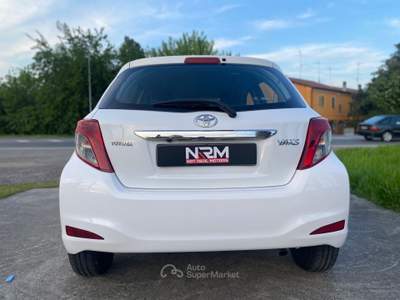 Toyota Yaris MOTORE NUOVO (60 MILA KM ATTUALI) Bianco usata Ferrara