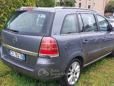Opel Zafira opel zafira 7 posti Grigio usata Orvieto
